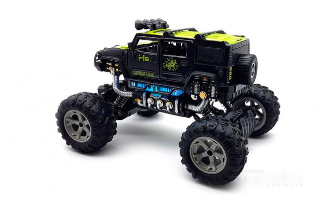 Машинка-вездеход с комплектом колес и гусениц Машинка-вездеход с комплектом колес и гусениц