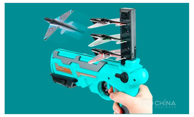 Фото Пистолет катапульта с летающими самолетами Air Battle