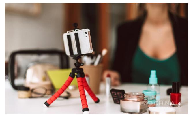 Селфи штативы для блогеров оптом в ассортименте