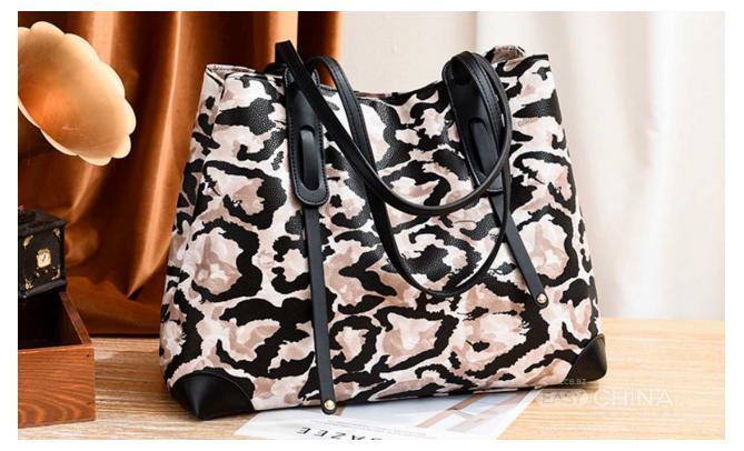 Фото товара Женские сумки оптом в ассортименте